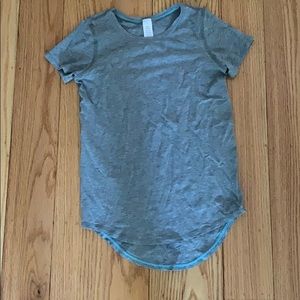 Ivivva Gray shirt size 8